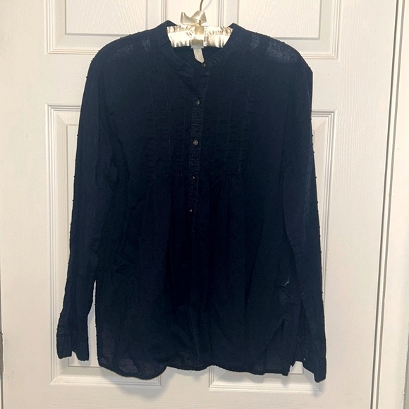 EUC Gap Womens Pintuck Swiss Dot Cotton Blouse - Picture 2 of 8